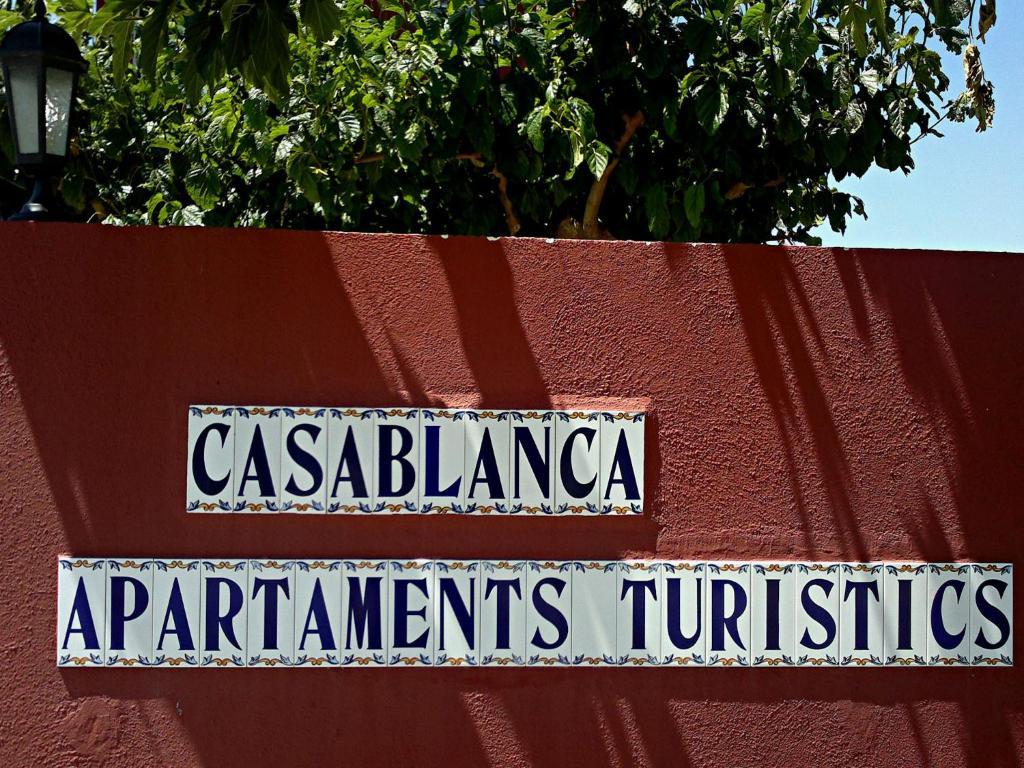 Casablanca El Petit Hotel Делтебре Екстериор снимка